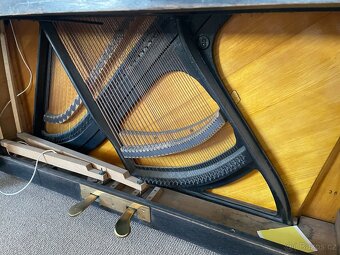Pianino PETROF - 5