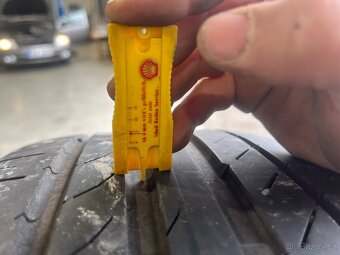 Letní gumy Continental 225/45/18 - 5