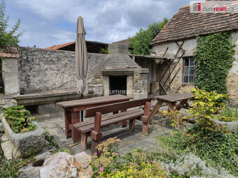 Prodej, restaurace, zahrada, garáž, nám. J.V. Kamarýta, Vele - 5