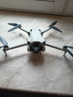 Prodám nový nepoužitý ovladač N2 pro DJI mini 4 pro - 5