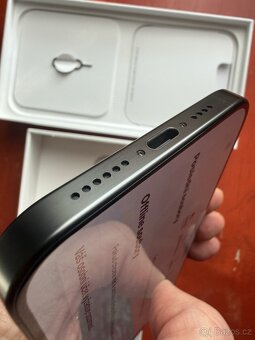 Apple iPhone 16 Pro Max - 5