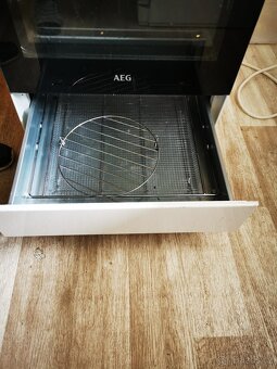 Plynový sporák AEG CKB56480BW s el. troubou - 5