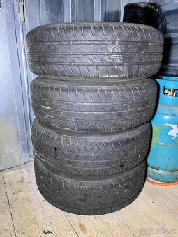 Alu kola Škoda 6Jx15 ET38, letní pneu 195/65 R15 - 5