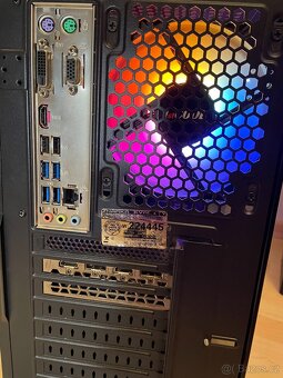 Herní stolní PC-Ryzen 5 5600x,RTX 3060 OC 12GB,32GB RAM,512G - 5
