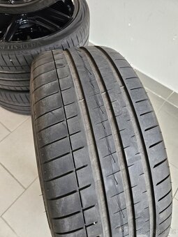 OZ Indy HLT _ 5x112 Letní 235/35/20 - 5