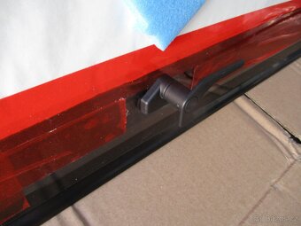 Okno č. 1 ke karavanu HOBBY - rok 2014 - 5