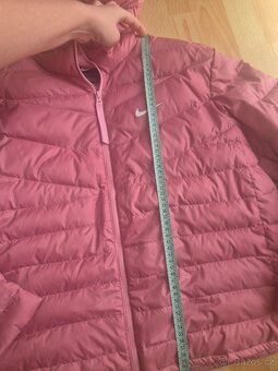 Bunda zn. Nike vel M - 5