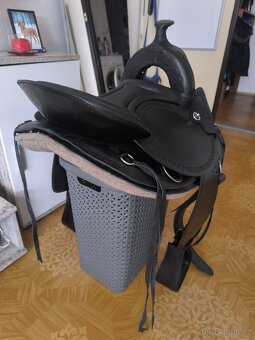 Westernové sedlo na krátké široké koně - 5