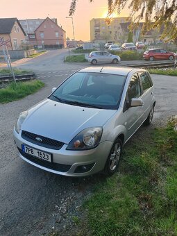 Ford fiesta 1.2 55kw - 5