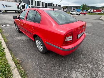 Octavia I Tour - 1.6 MPi 75kw 2010 - 5