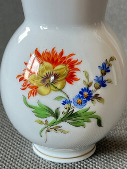 Míšeň Meissen Malá buclatá porcelánová váza 8.5 cm - 5
