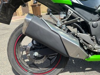 Kawasaki Ninja 300 Special Edition (2014) - 5