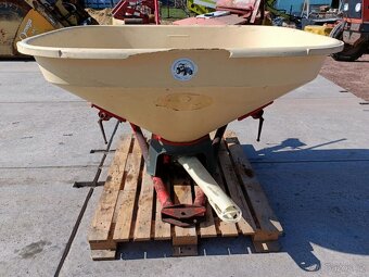 800L Rozmetadlo KVERNELAND VICON PS - perfektní pro sůl - 5