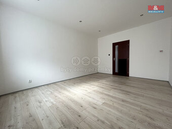 Pronájem bytu 1+1, 38 m², Chomutov, ul. Kadaňská - 5