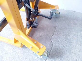 Ruční vysokozdvižný vozík na sudy - 5