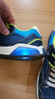 Dětské tenisky GEOX J vel. 35 - 5