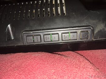 Prodám malou televizi ( monitor ) i k PC - 5