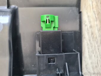 USB port Škoda Octavia 3 - 5