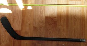 KARBONOVÁ HŮL CCM RIBCORE TRIGGER 2, FLEX 75, PRAVÁ, ZLOMENÁ - 5