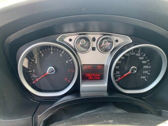 Ford focus 2.0i + lpg - 5