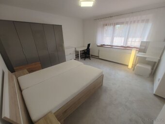 Pronajmu 2 generacni dum -2.byty 3kk + 2kk+ zahrada na grill - 5