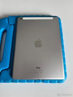 Prodám iPad Air - 5