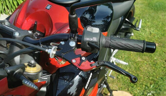 SUZUKI GSX-S1000 - 5