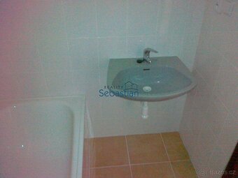 Pronájem bytu 2+1 v Dolních Libchavách - 5