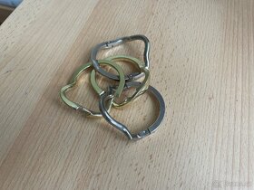 Hanayama CAST PUZZLE RING - 5