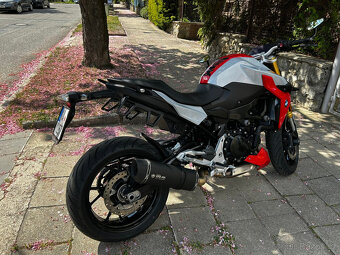 BMW F 900R - 5