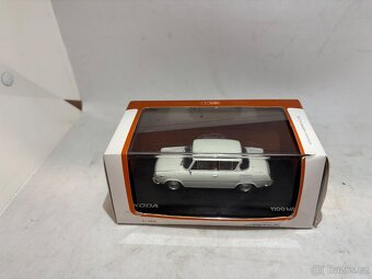 Modely aut Abrex - 5