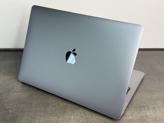 MacBook Air 13'' 2020 / M1 / 16GB / 256GB SSD / Space Gray - 5