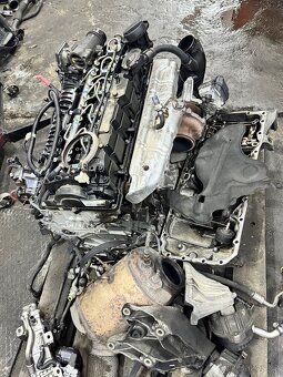 Prodám motor BMW n57 který klepal na spodku vhodný pro repas - 5