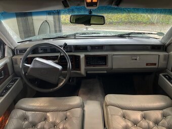 Cadillac De Ville Fleetwood 4,9 L 150kW V8 - 5