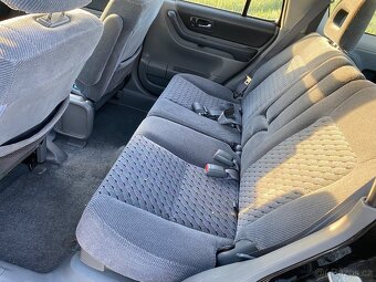Honda CR-V 2002 2.0i 108kW 4x4 automat facelift - 5