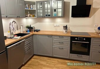 Pronájem bytu 2+kk (52 m) s garážovým stáním a balkónem, Smr - 5