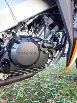 Honda cbr 125 repsol - 5