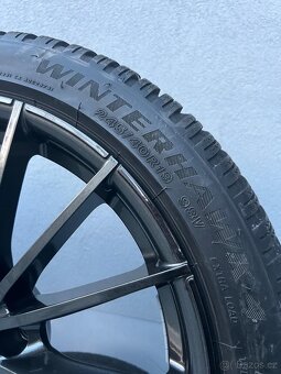 BMW 5x120 245/40 R19 zimní - 5