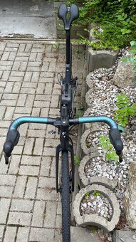 Giant Revolt 0 vel. rámu XL (gravel 2024) - 5