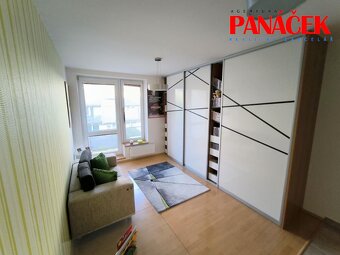 Pronájem bytu 1+kk s lodží, ul. Na Honech, Zlín - 5
