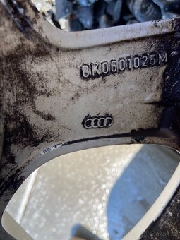 225/55r16 - 5