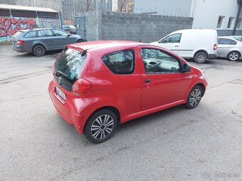 Toyota Aygo 1.0i, 50kw, rok 2006.. - 5