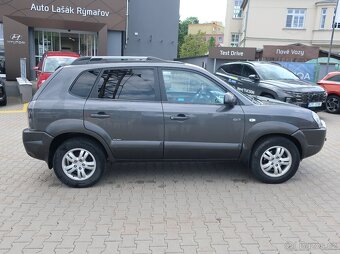 Hyundai Tucson 2.0CRDi 103kW 4x4 TAŽNÉ ČR - 5