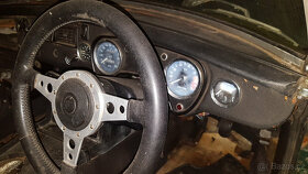 MGB kabriolet na renovaci - 5