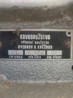 Srovnávací frézka KDR 250S s přídavným zařízením - 5