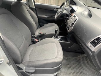Hyundai i20 1.25 57 kW TAŽNÉ Z. r.v. 2012 - 5