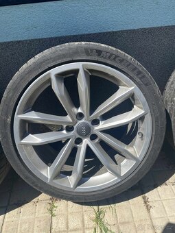 Prodám Alu disky s pneu na Audi A5 - 5