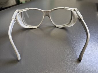 Staré pracovní brýle - 5