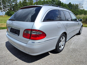 Prodám Mercedes Benz E 220CDI 125kW Elegance 2009 - 5