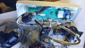 Díly na automatickou pračku Electrolux - 5